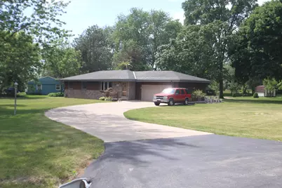 N48W19068  Joetta Dr, Menomonee Falls, WI 53051 - Photo 1