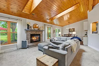 S90W31245  Wigwam Dr, Mukwonago, WI 53149 - Photo 5