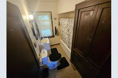 2677 N 39th St #2679, Milwaukee, WI 53210 - Photo 7
