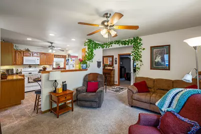 418 S Charles St, Oconomowoc, WI 53066 - Photo 7