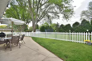 12905 Wembley Rd, Brookfield, WI 53005 - Photo 35