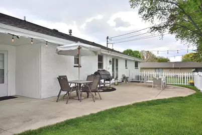12905  Wembley Rd, Brookfield, WI 53005 - Photo 5