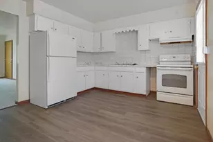 5730 N 91st St, Milwaukee, WI 53225 - Photo 5