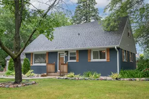 9504 W Hope Ave, Wauwatosa, WI 53222 - Photo 29