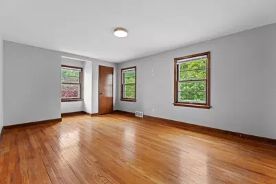6405 W Clarke St, Wauwatosa, WI 53213 - Photo 7
