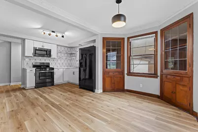 6405 W Clarke St, Wauwatosa, WI 53213 - Photo 5