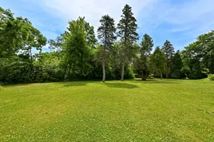 N72W14274 Good Hope Rd, Menomonee Falls, WI 53051 - Photo 27