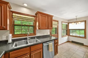 N72W14274 Good Hope Rd, Menomonee Falls, WI 53051 - Photo 11
