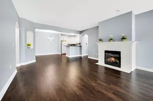 W206N16706 Blackberry Cir, Jackson, WI 53037 - Photo 5