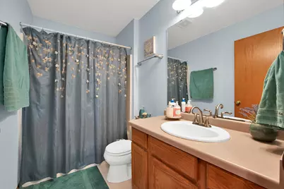 2905  Tanglewood Dr, Waukesha, WI 53189 - Photo 19