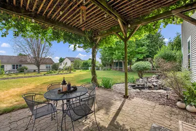 2905  Tanglewood Dr, Waukesha, WI 53189 - Photo 29