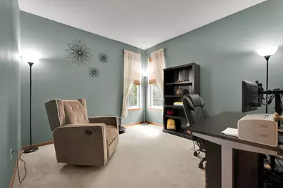 2905  Tanglewood Dr, Waukesha, WI 53189 - Photo 15
