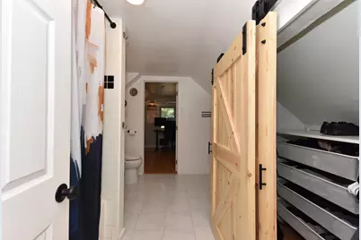 3218 N Newhall St, Milwaukee, WI 53211 - Photo 19