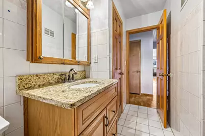 2406 S 79th St, West Allis, WI 53219 - Photo 21