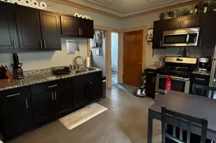 1817 N Humboldt Ave, Milwaukee, WI 53202 - Photo 19