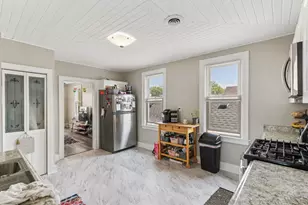 1817 N Humboldt Ave, Milwaukee, WI 53202 - Photo 5