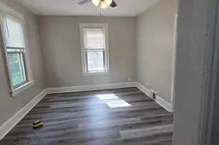 1817 N Humboldt Ave, Milwaukee, WI 53202 - Photo 25