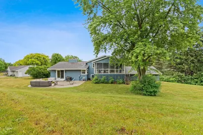 W271N4780  Greenhill Ct, Pewaukee, WI 53072 - Photo 33