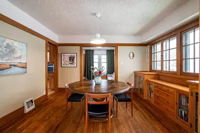 3033 N Murray Ave, Milwaukee, WI 53211 - Photo 11