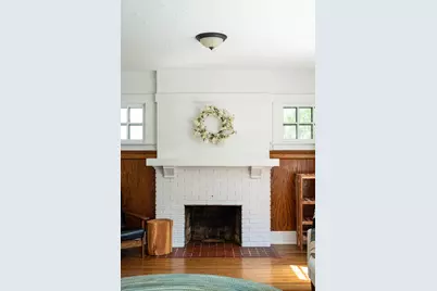 3033 N Murray Ave, Milwaukee, WI 53211 - Photo 7