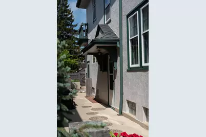 3033 N Murray Ave, Milwaukee, WI 53211 - Photo 47