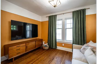 3033 N Murray Ave, Milwaukee, WI 53211 - Photo 15