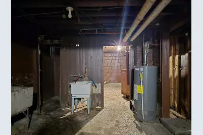 2836 N 25th St, Milwaukee, WI 53206 - Photo 25