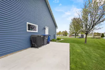 W6484  Brandon Ct, Greenville, WI 54942 - Photo 27