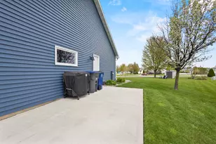 W6484 Brandon Ct, Greenville, WI 54942 - Photo 27