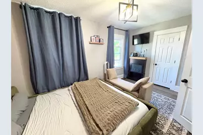 2423  Carmel Ave, Racine, WI 53405 - Photo 9