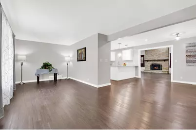 17550  Brooklawn Dr, Brookfield, WI 53045 - Photo 9