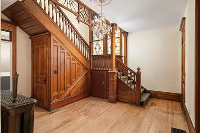 122  10th St, La Crosse, WI 54601 - Photo 3