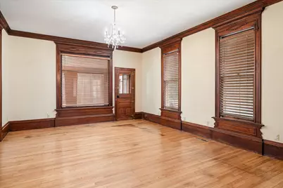 122  10th St, La Crosse, WI 54601 - Photo 7