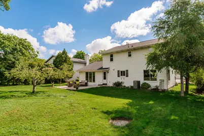 8351 S Deer Ridge Pass, Oak Creek, WI 53154 - Photo 31