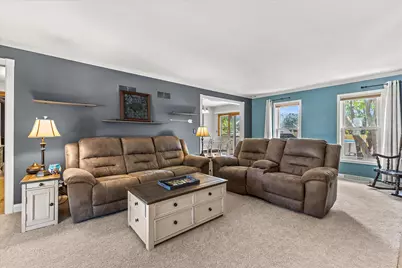 1923  Cliff-Alex Ct, Waukesha, WI 53189 - Photo 7