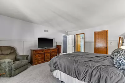 1923  Cliff-Alex Ct, Waukesha, WI 53189 - Photo 21
