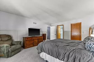 1923 Cliff-Alex Ct, Waukesha, WI 53189 - Photo 21