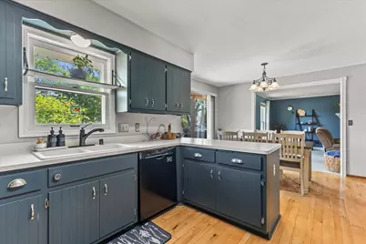 1923  Cliff-Alex Ct, Waukesha, WI 53189 - Photo 13