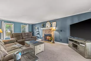 1923 Cliff-Alex Ct, Waukesha, WI 53189 - Photo 9