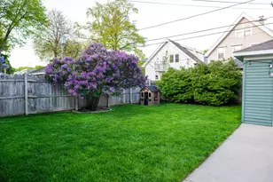 2472 N 71st St, Wauwatosa, WI 53213 - Photo 29