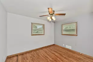 7400 W Melvina St, Milwaukee, WI 53216 - Photo 19