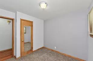 7400 W Melvina St, Milwaukee, WI 53216 - Photo 15
