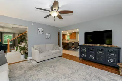 5674  Deer Wood Ln, Wayne, WI 53010 - Photo 11