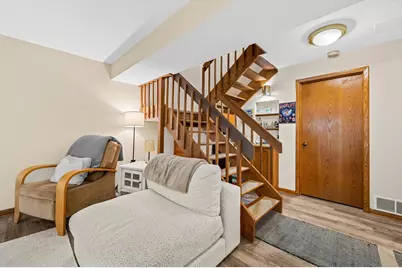 6318  Cedar St, Wauwatosa, WI 53213 - Photo 21