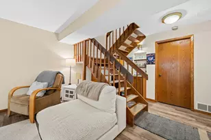 6318 Cedar St, Wauwatosa, WI 53213 - Photo 21