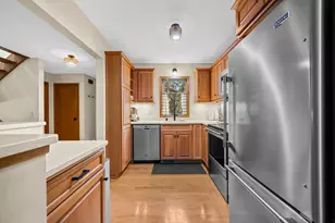 6318 Cedar St, Wauwatosa, WI 53213 - Photo 5
