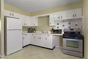1712 87th St, Kenosha, WI 53143 - Photo 5