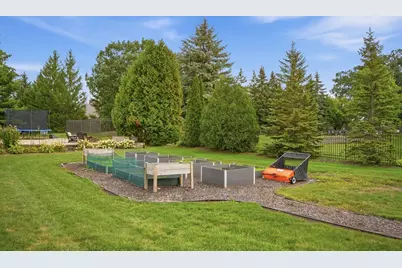 9223 W Wyndham Hills Ct, Franklin, WI 53132 - Photo 59