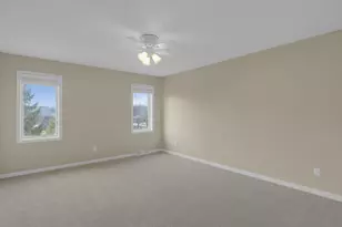 9223 W Wyndham Hills Ct, Franklin, WI 53132 - Photo 35