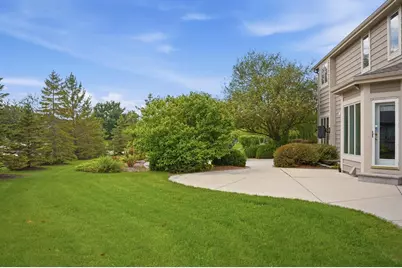 9223 W Wyndham Hills Ct, Franklin, WI 53132 - Photo 61